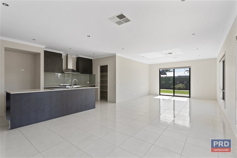 11 Triplett Avenue ASCOT 3