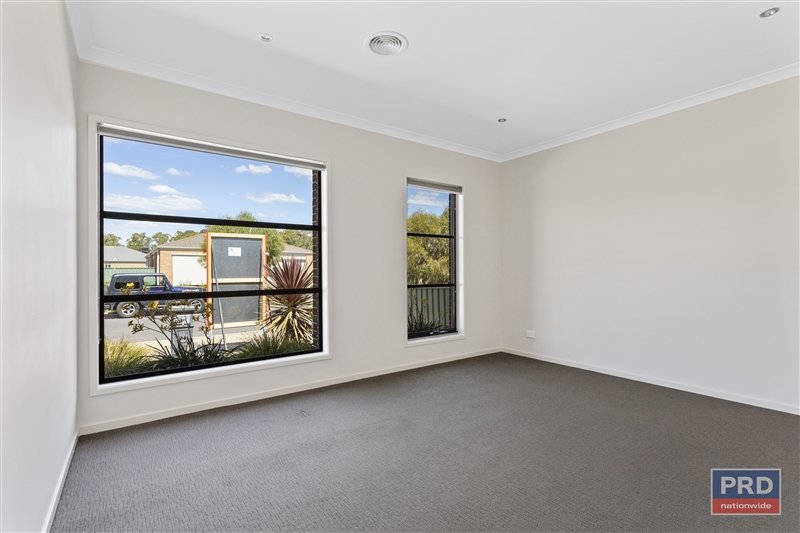 11 Triplett Avenue ASCOT 8