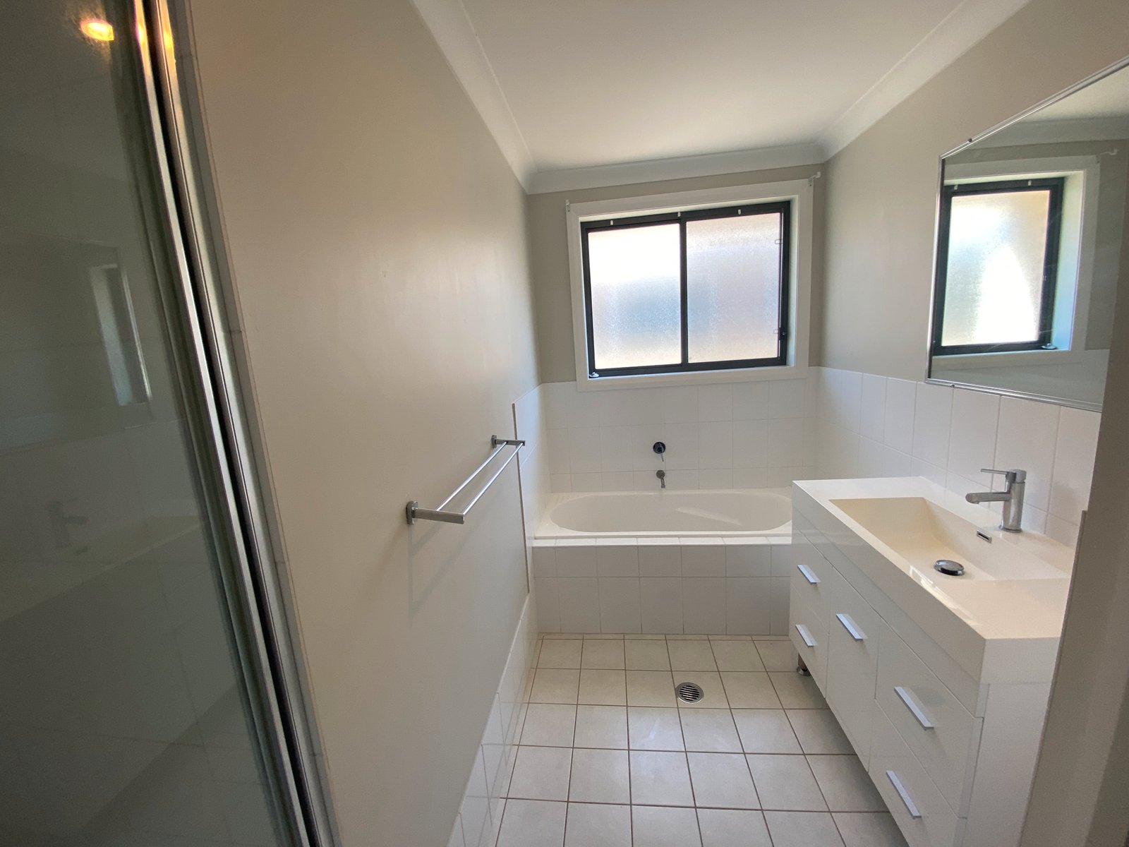 11 Tulipwood Crescent TAMWORTH 5