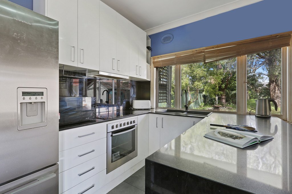 11 Turner Esplande  EAST CORRIMAL 3