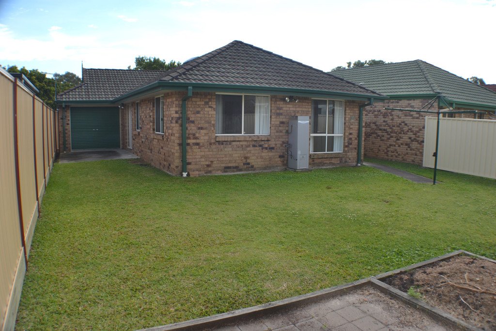 11 Turquoise Place WAVELL HEIGHTS 7