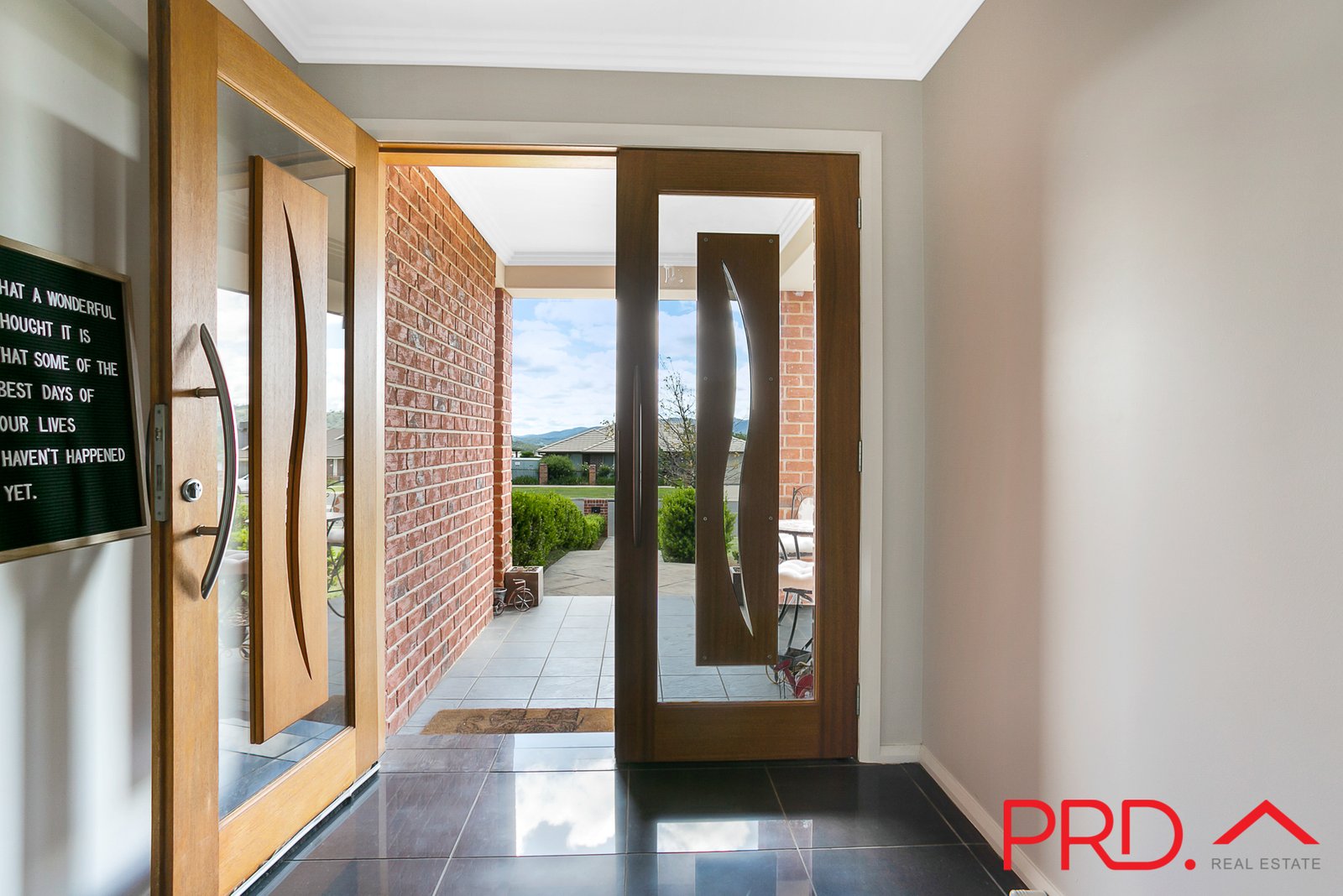 11 Verdelho Drive TAMWORTH 2