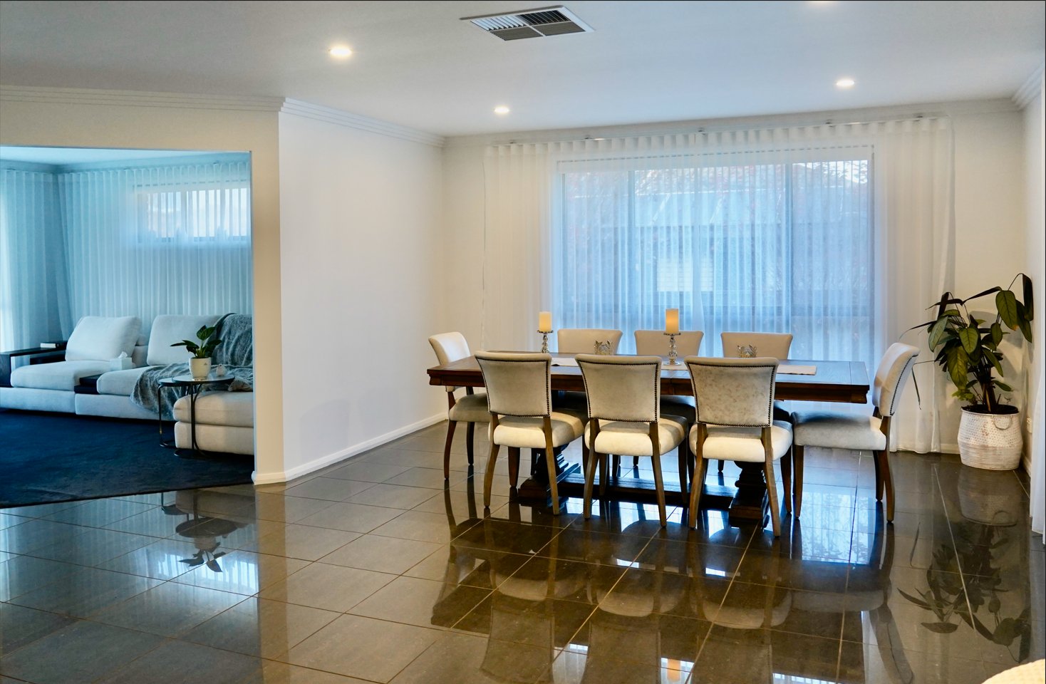 11 Verdelho Drive TAMWORTH 3