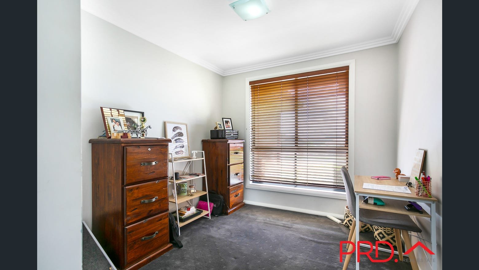 11 Verdelho Drive TAMWORTH 14