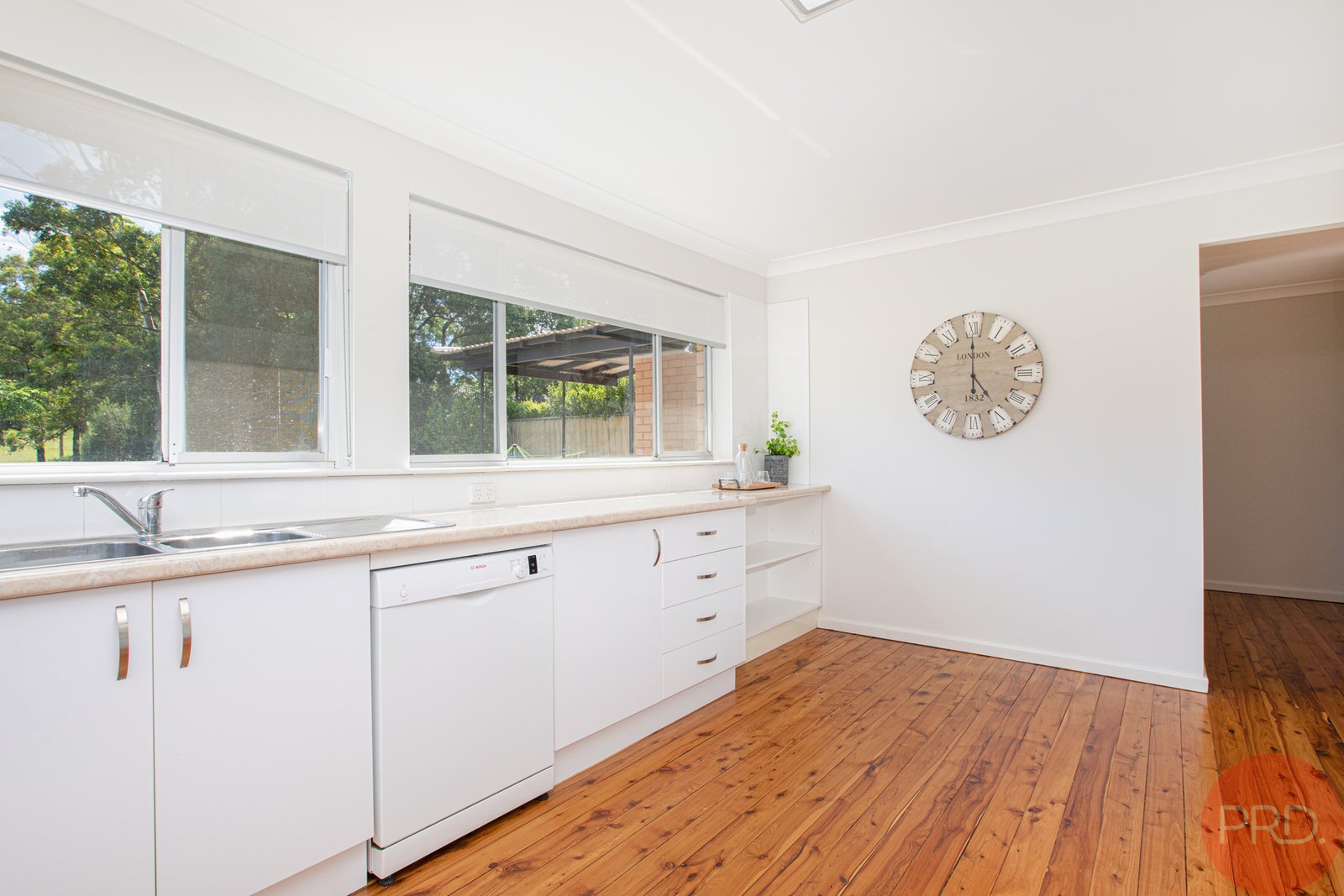 11 Vista Parade EAST MAITLAND 7