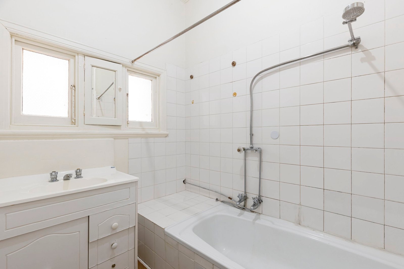 Real Estate and Property in 11 Walnut Street, Malvern, VIC