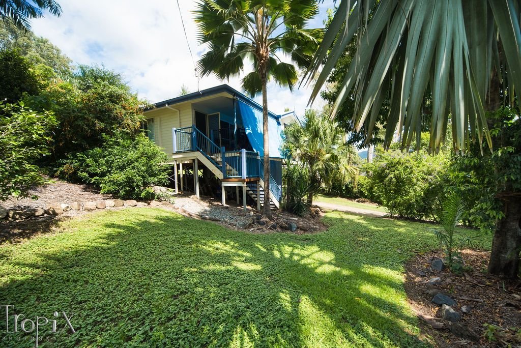 11 Wambiri Street CANNONVALE 12