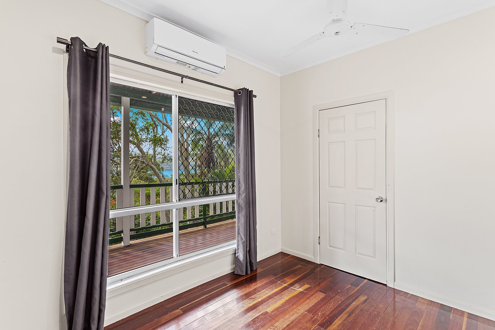 11 Warruga Street CANNONVALE 7