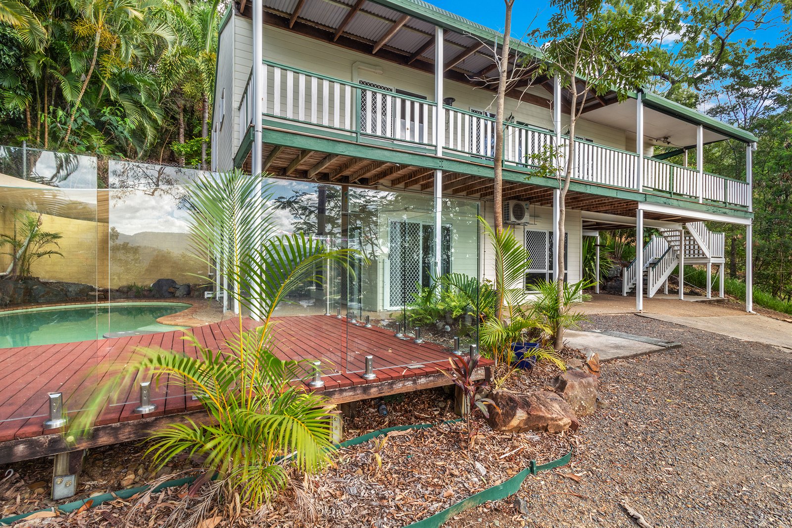 11 Warruga Street CANNONVALE 14