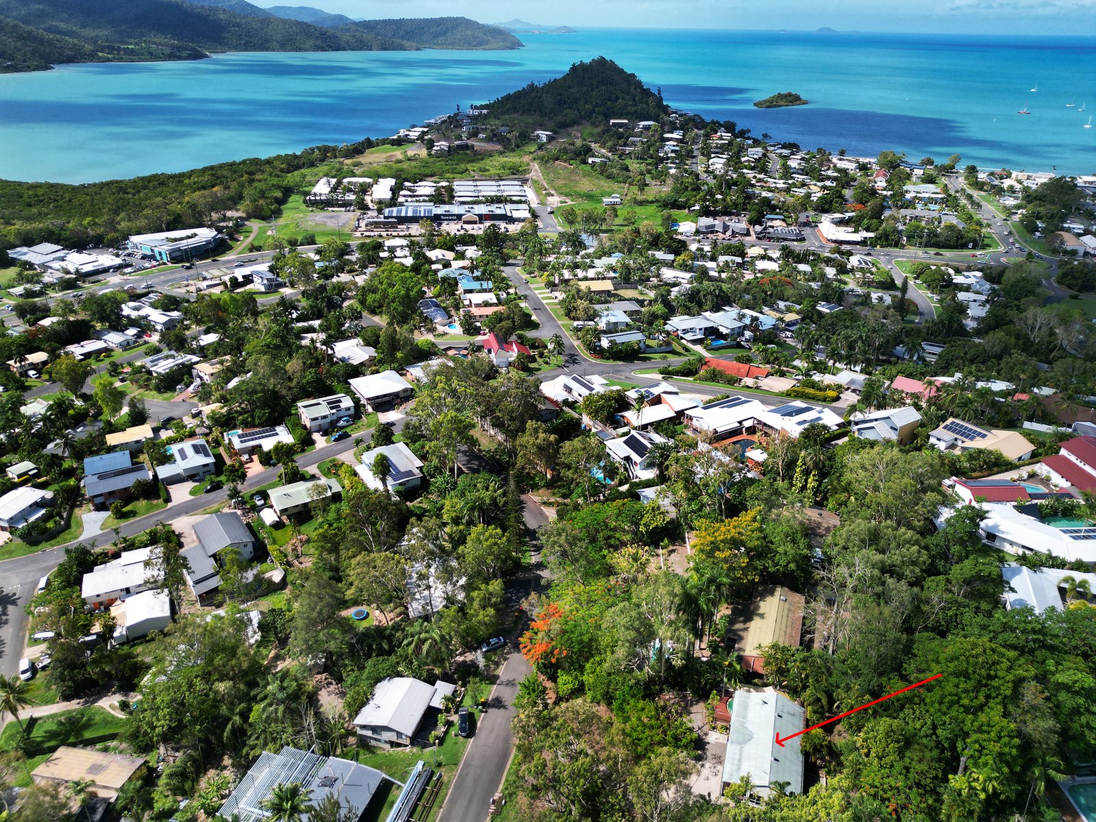 11 Warruga Street CANNONVALE 19