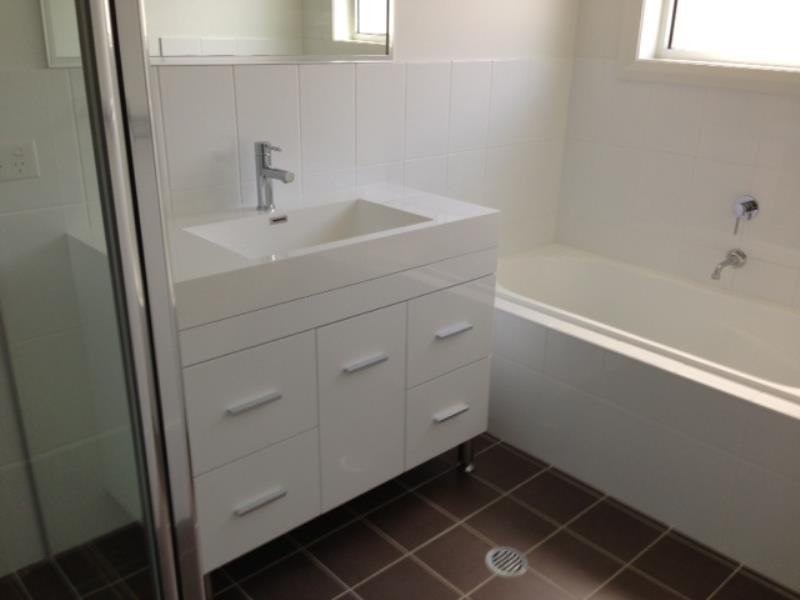 11 Water Gum Close TAMWORTH 5