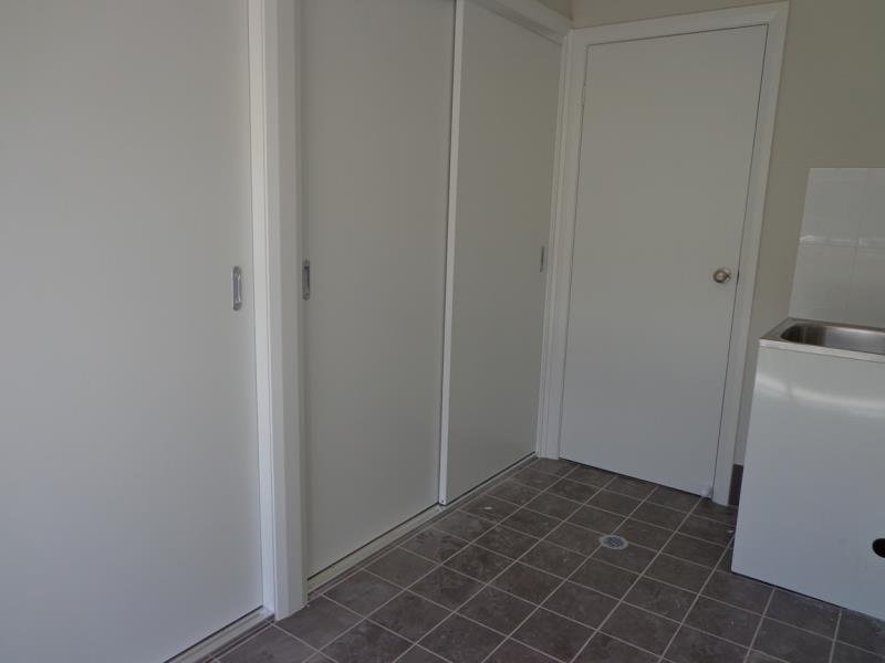 11 Water Gum Close TAMWORTH 6