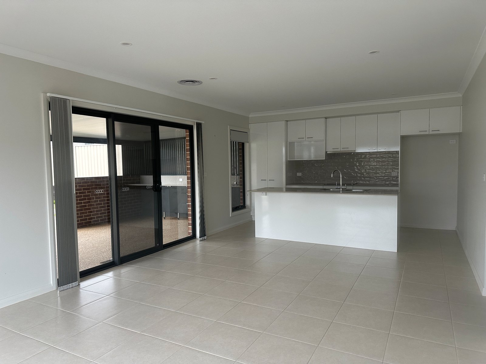 11 Weeden Place TUMUT 3