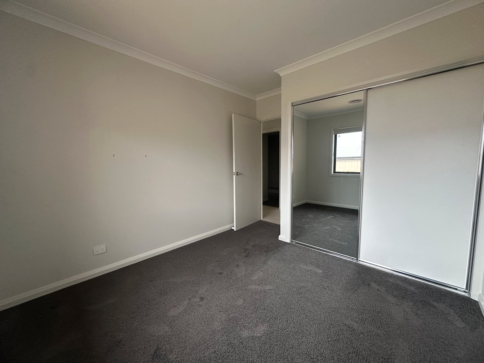11 Weeden Place TUMUT 7