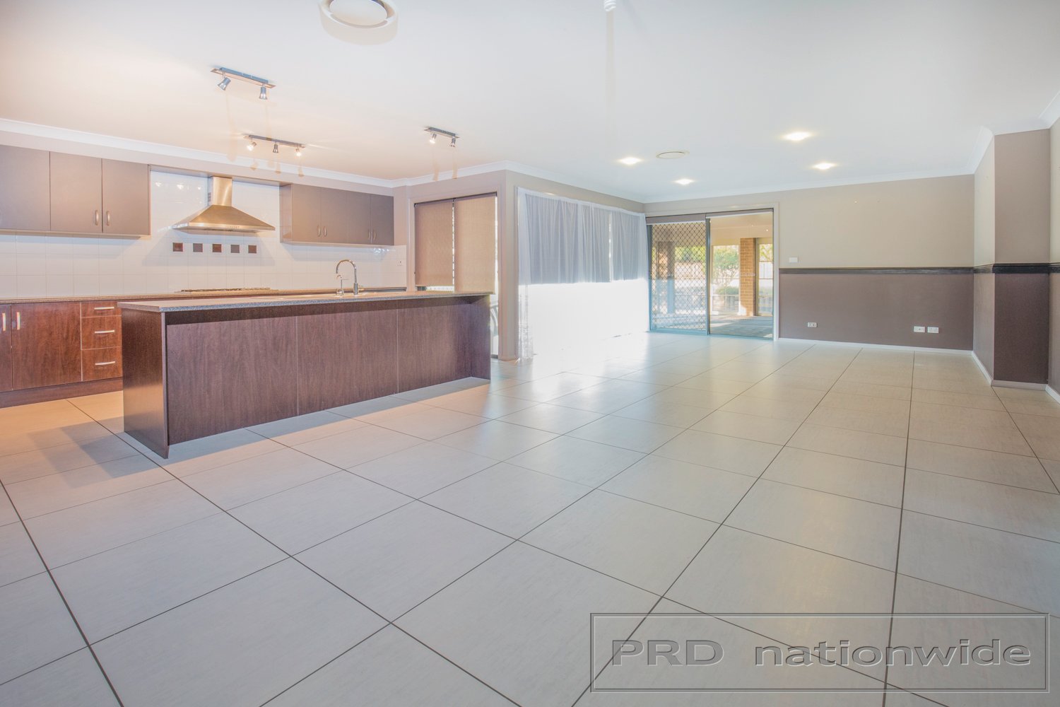 11 Weemala Close ABERGLASSLYN 3