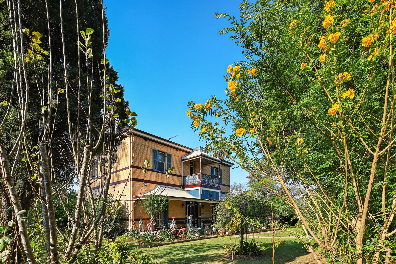 11 Westbourne Road, BOLWARRA NSW 2320