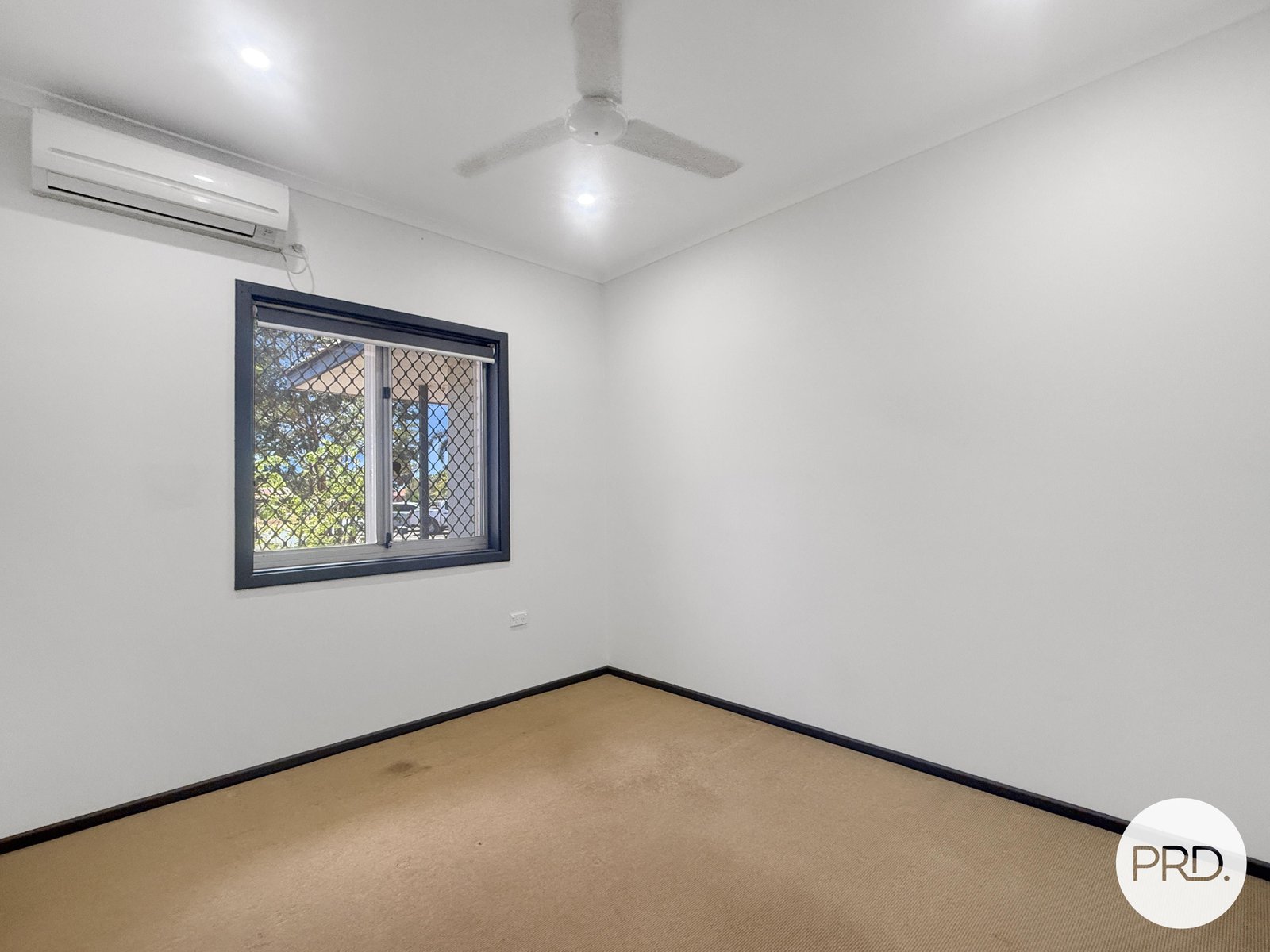 11 White Court BAYNTON 9