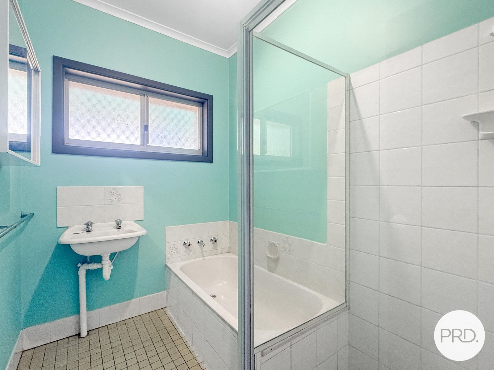 11 White Court BAYNTON 11