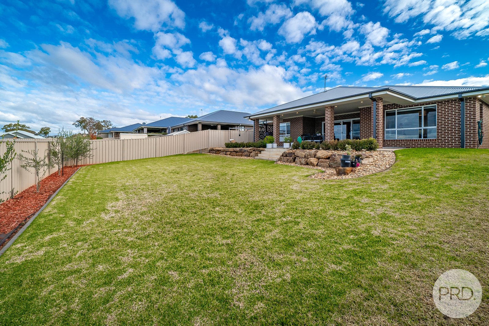 11 Whitten Avenue BOOROOMA 16