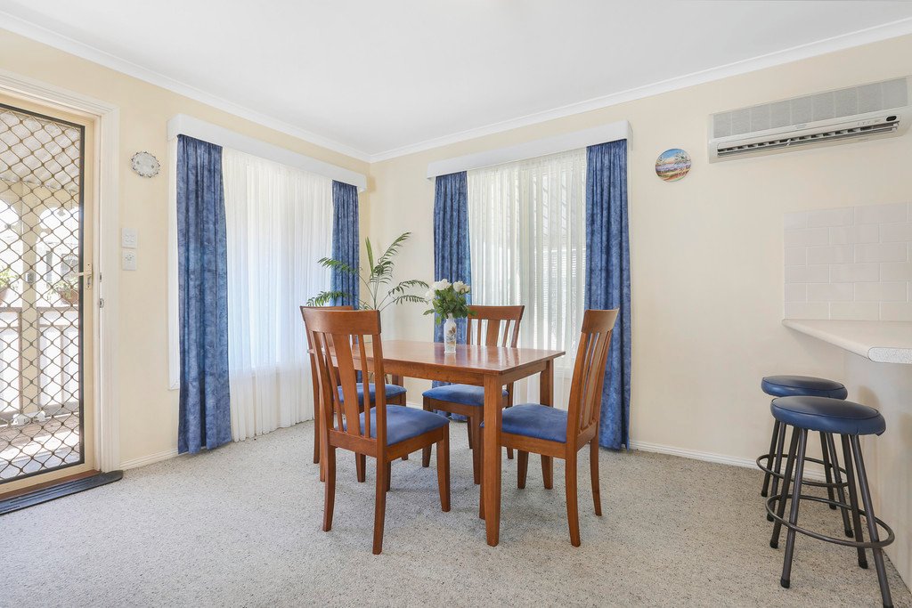 11 Willow Crescent KANAHOOKA 6
