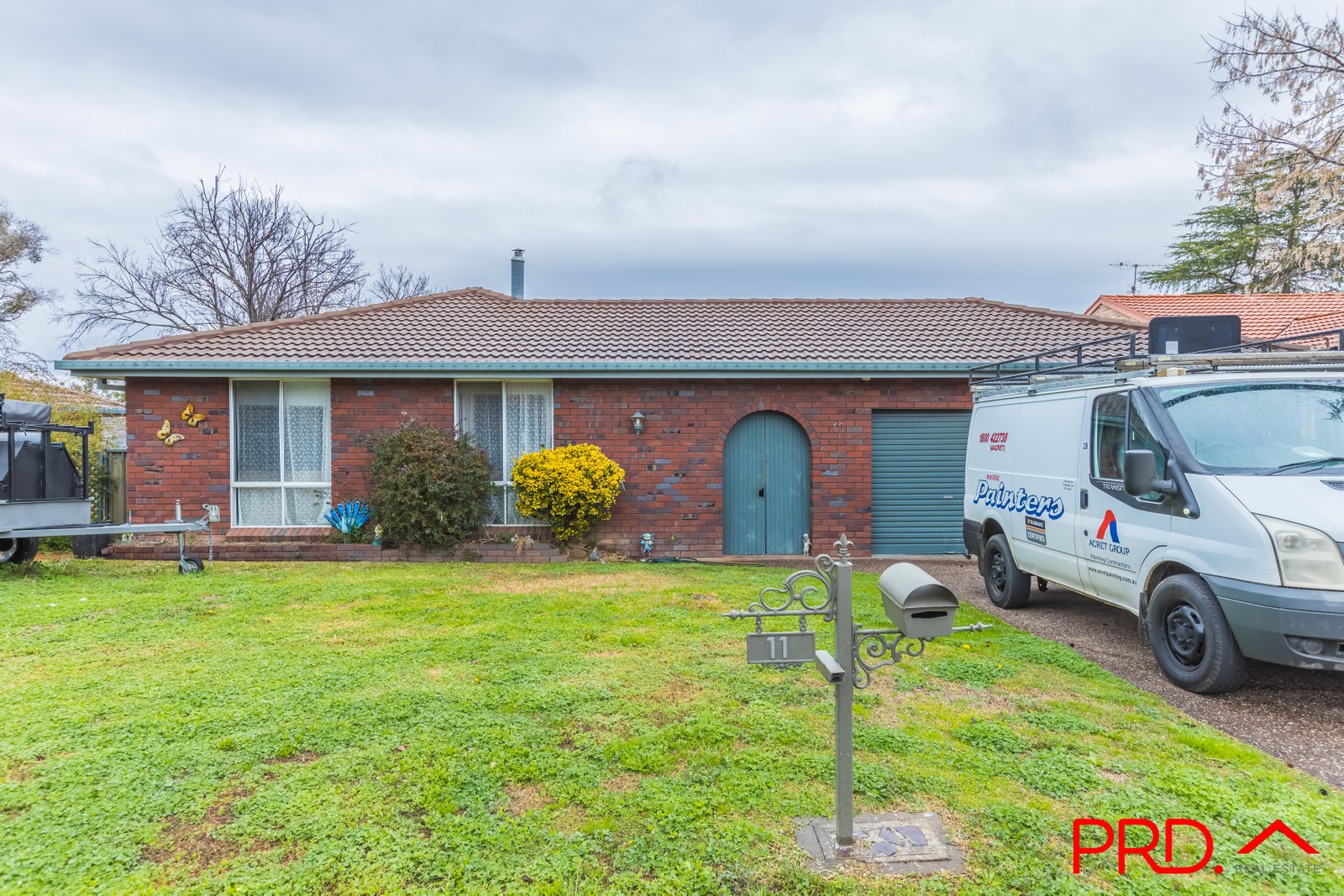 11 Woodbry Crescent TAMWORTH 2