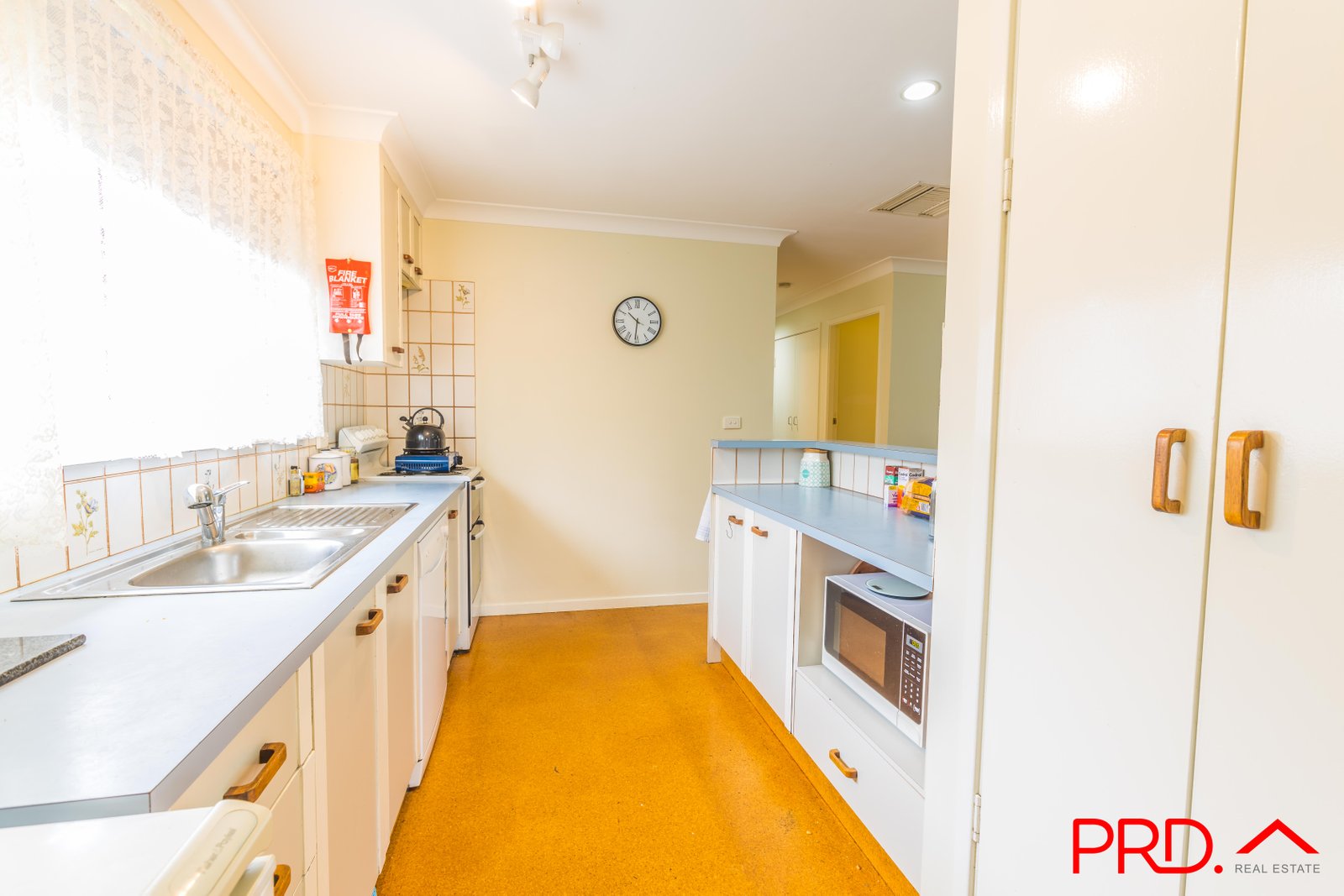 11 Woodbry Crescent TAMWORTH 5