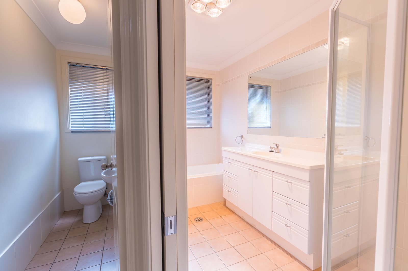 11 Woodside Road TAMWORTH 16
