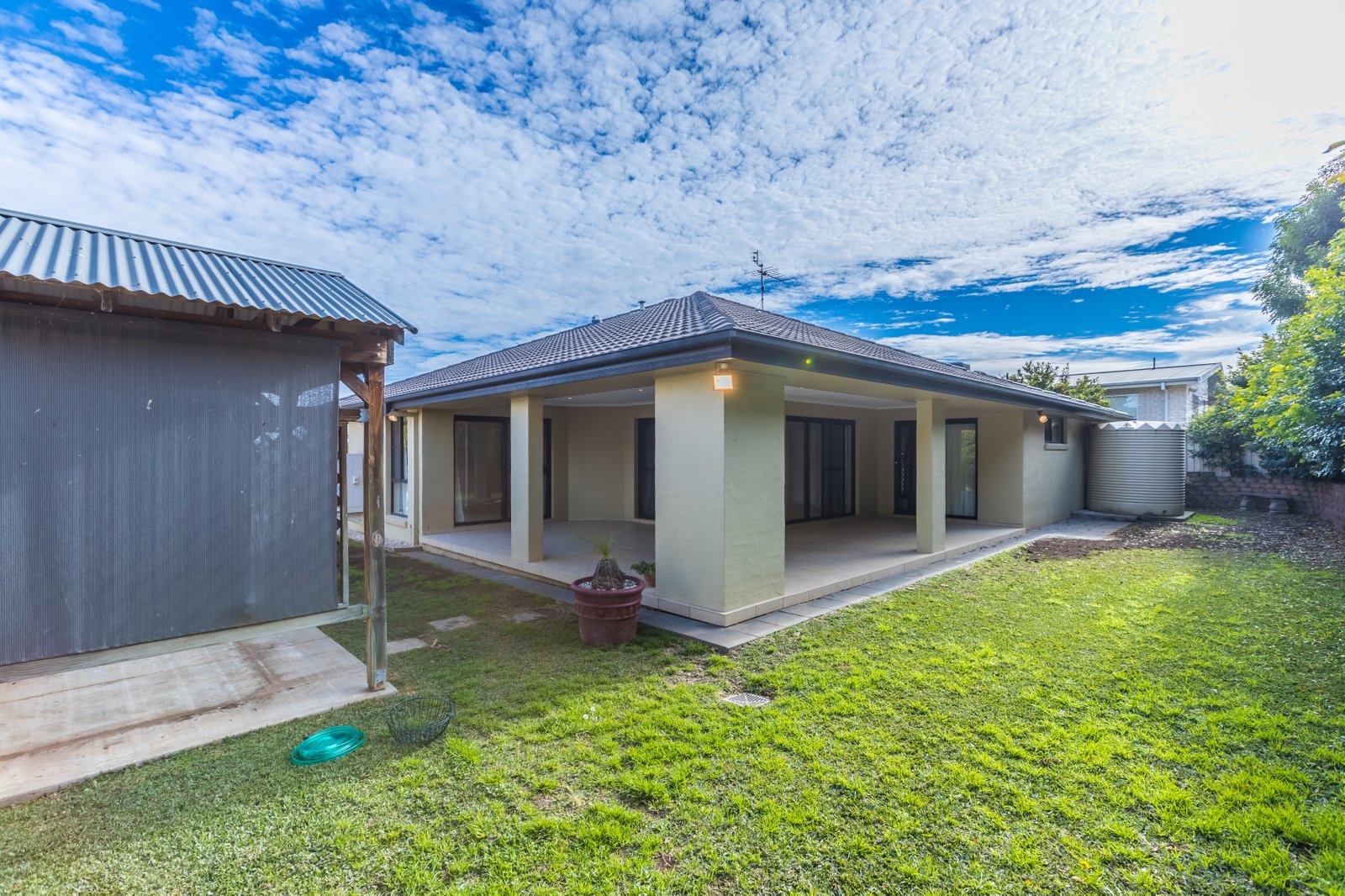 11 Woodside Road TAMWORTH 18