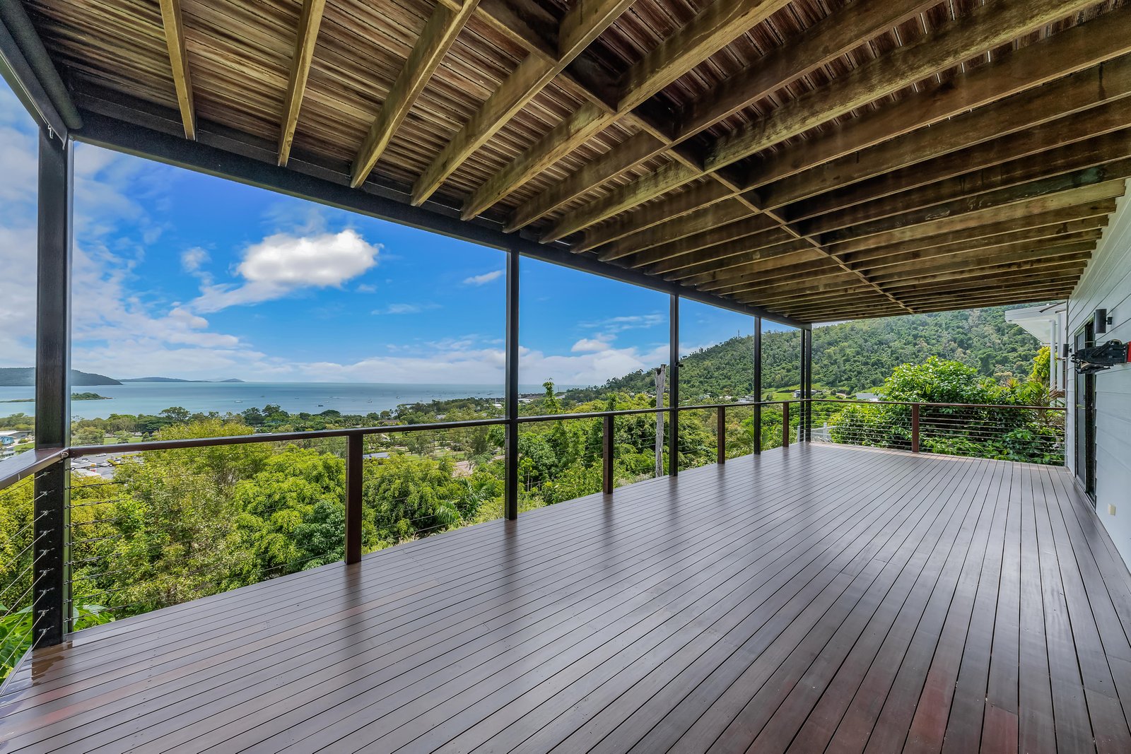 11 Woodwark Crescent CANNONVALE 13