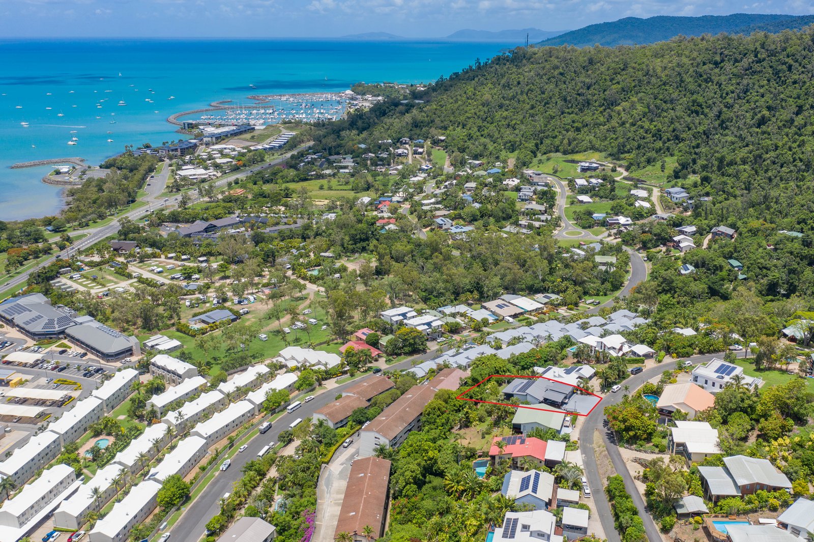 11 Woodwark Crescent CANNONVALE 17