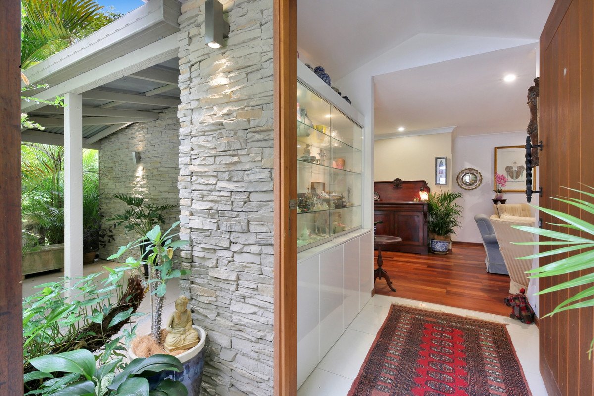 11 Yandala Place Tallebudgera 12