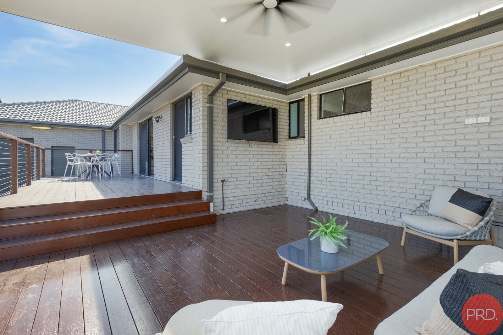 11 Yara Crescent MARYLAND 33