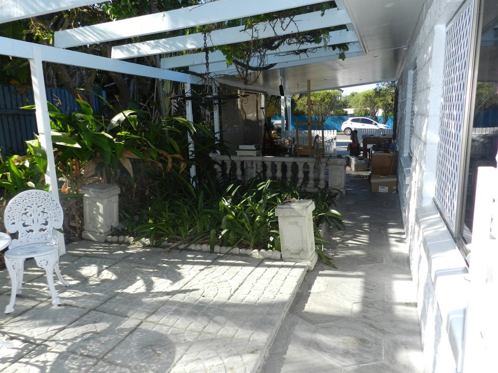 11 YUKANA Street BOYNE ISLAND 1