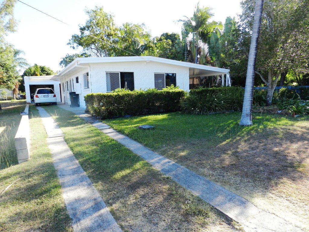 11 YUKANA Street BOYNE ISLAND 2