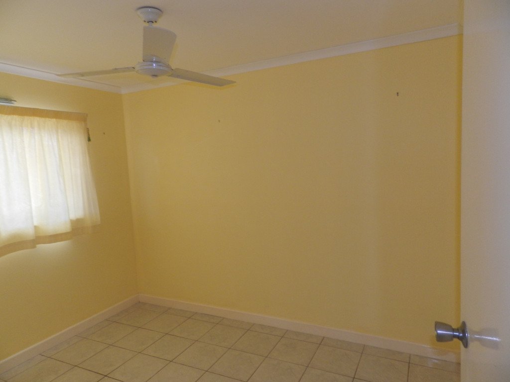 11 YUKANA Street BOYNE ISLAND 5