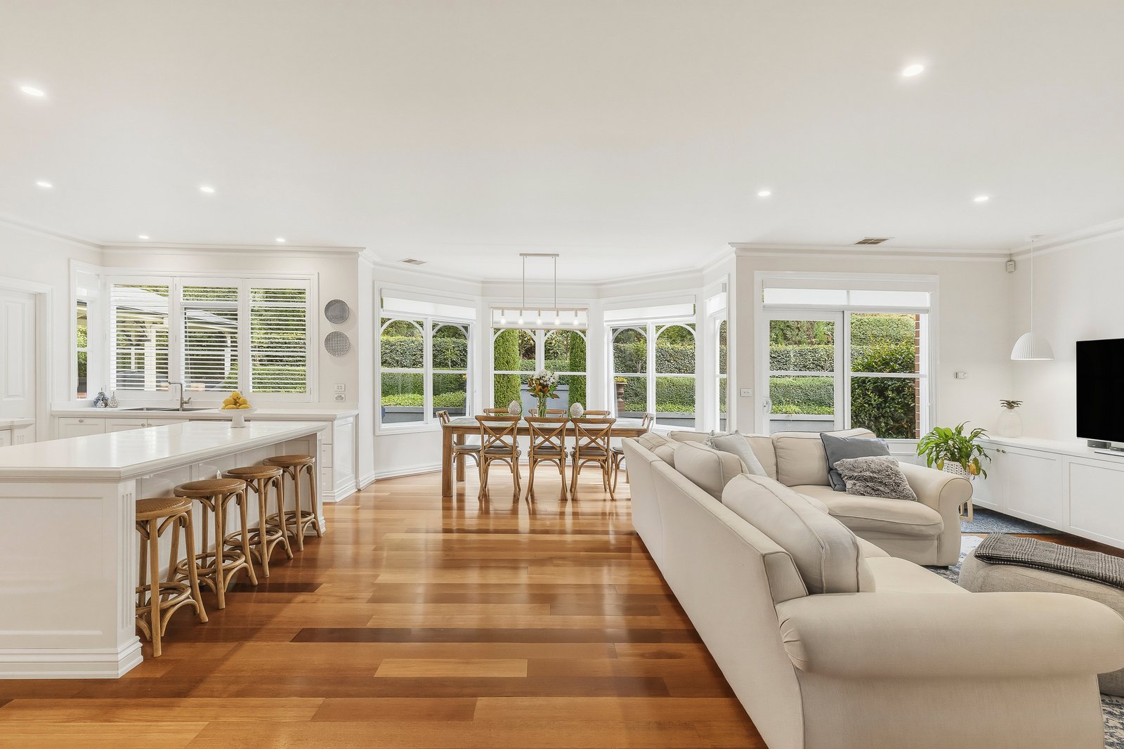 110-114 Hall Road, Warrandyte South, 3134