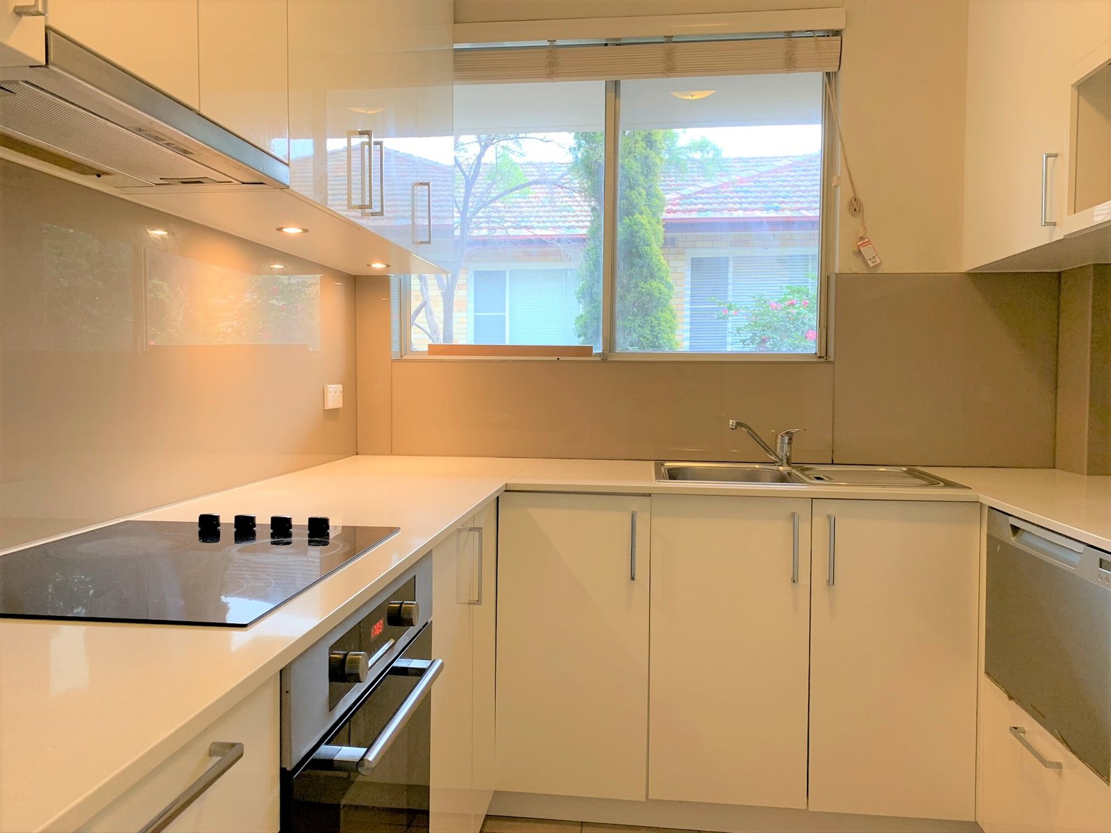 1/10-12 Nelson Street PENSHURST 4