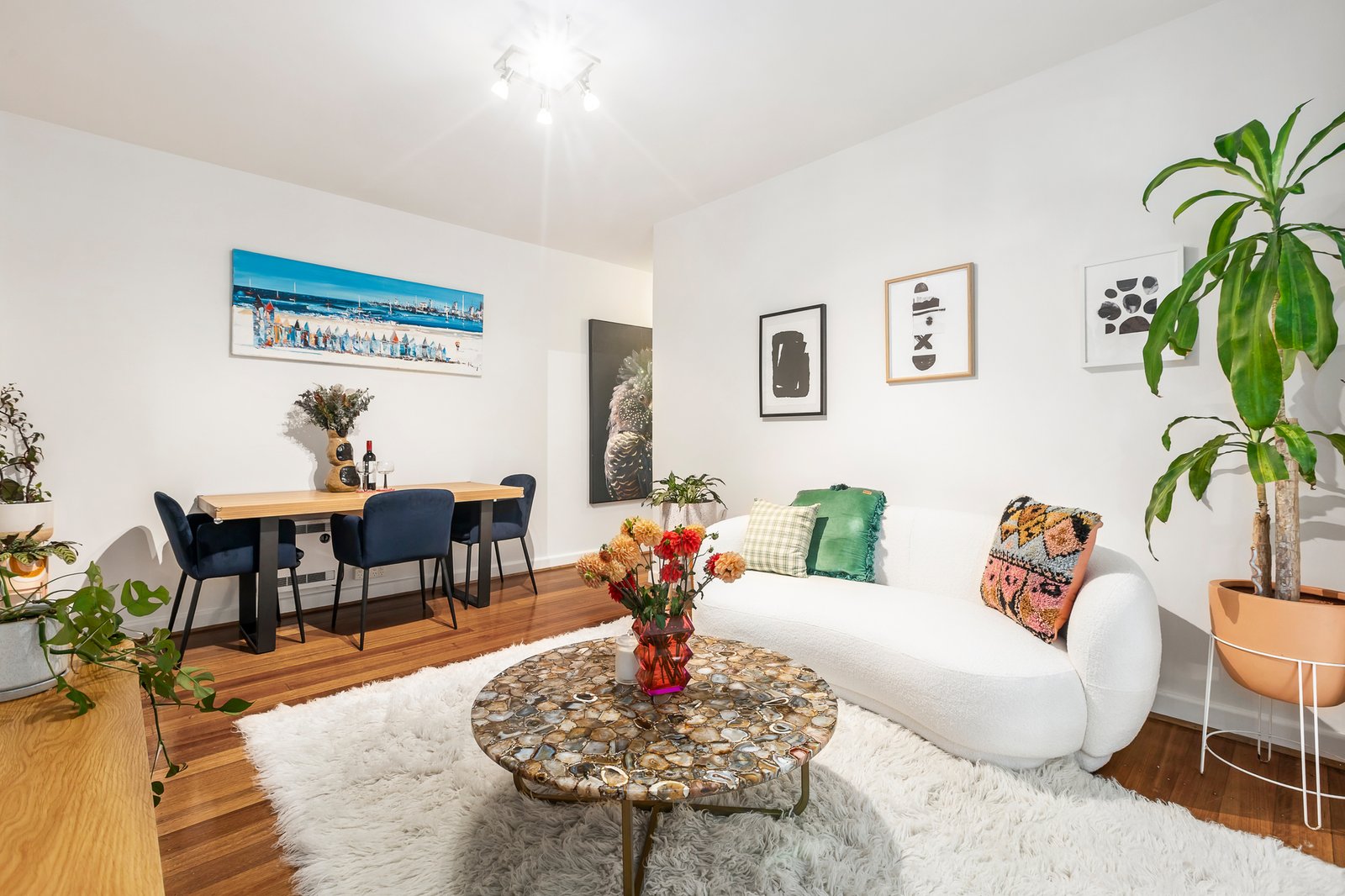 Gallery: 1/10 Acland Street