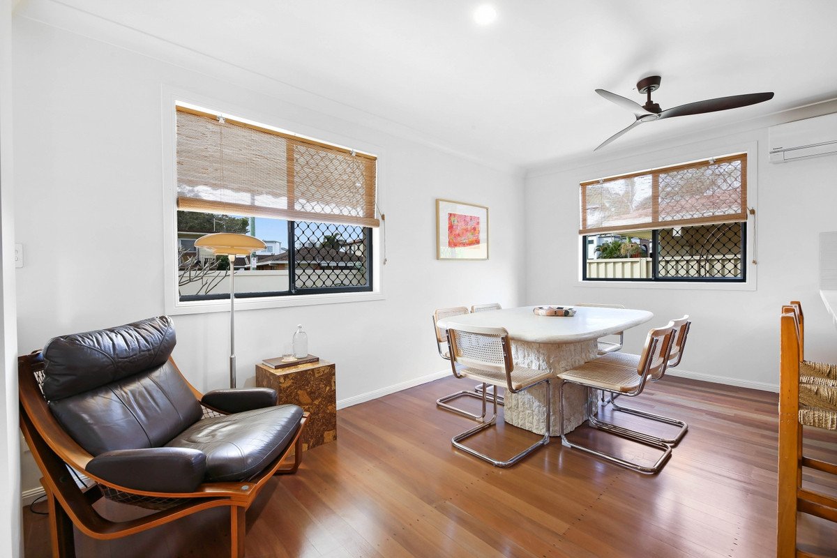 1/10 Alkira Avenue Palm Beach 6