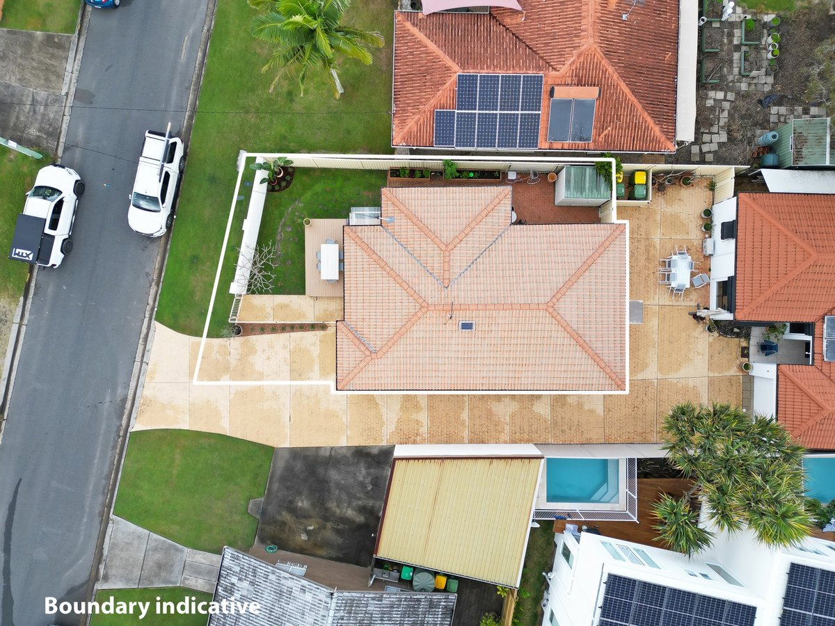 1/10 Alkira Avenue Palm Beach 21