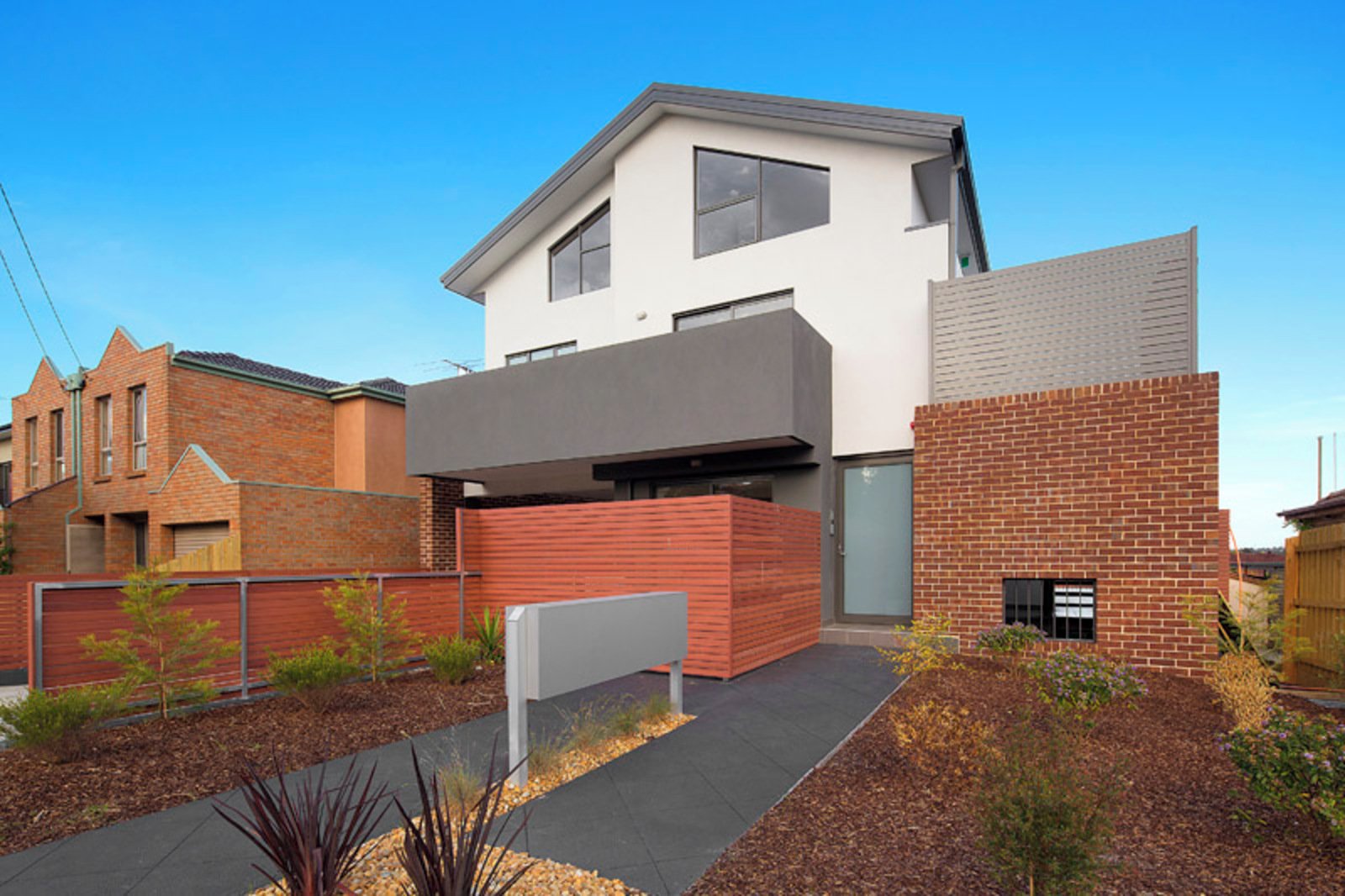 Photos: 1/10 Arnott Street