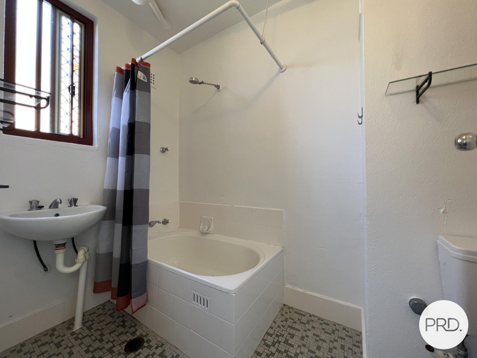 1/10 Arthur Street CRESTWOOD 5