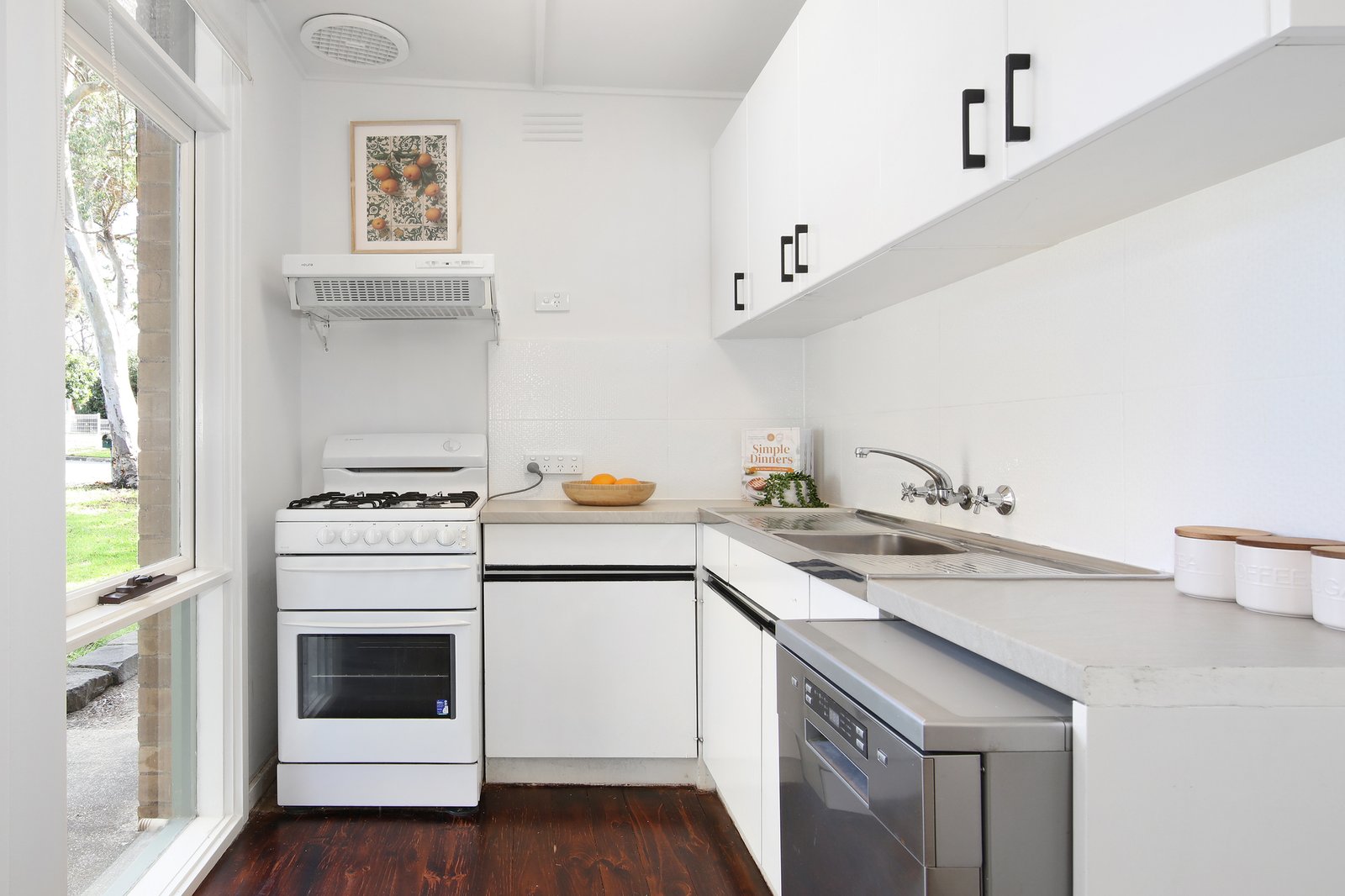 Gallery: 1/10 Ashmore Avenue
