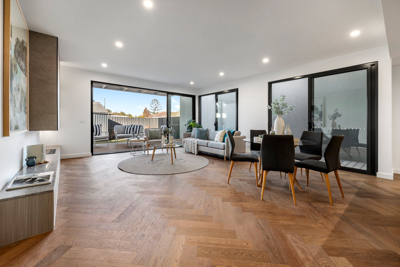 Gallery: 1/10 Breeze Street