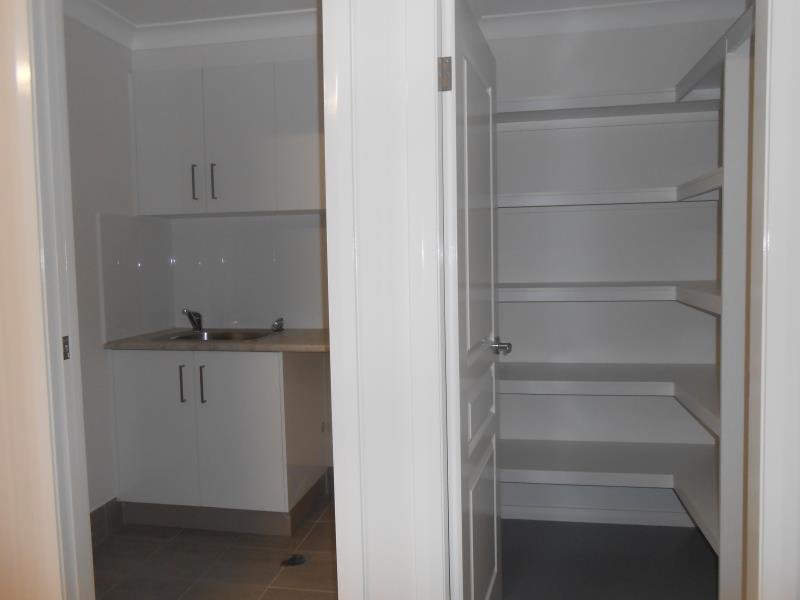 1/10 Brewery Lane TAMWORTH 8