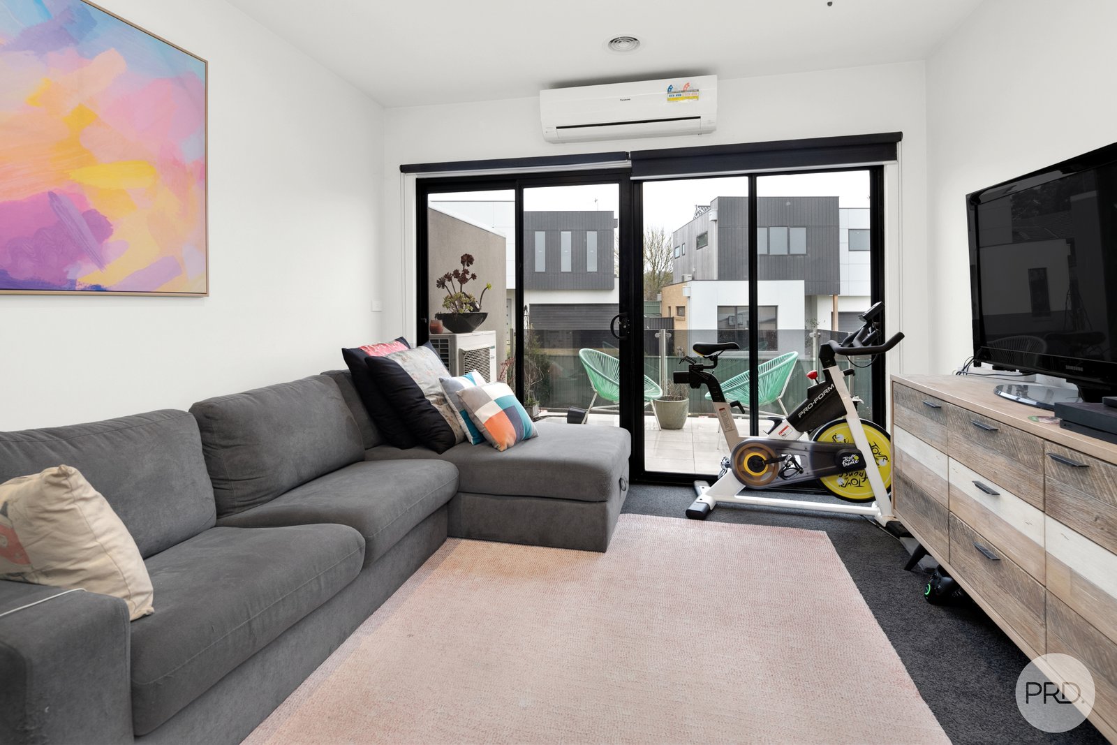 1/10 Brooksbank Ct  BLACK HILL 6