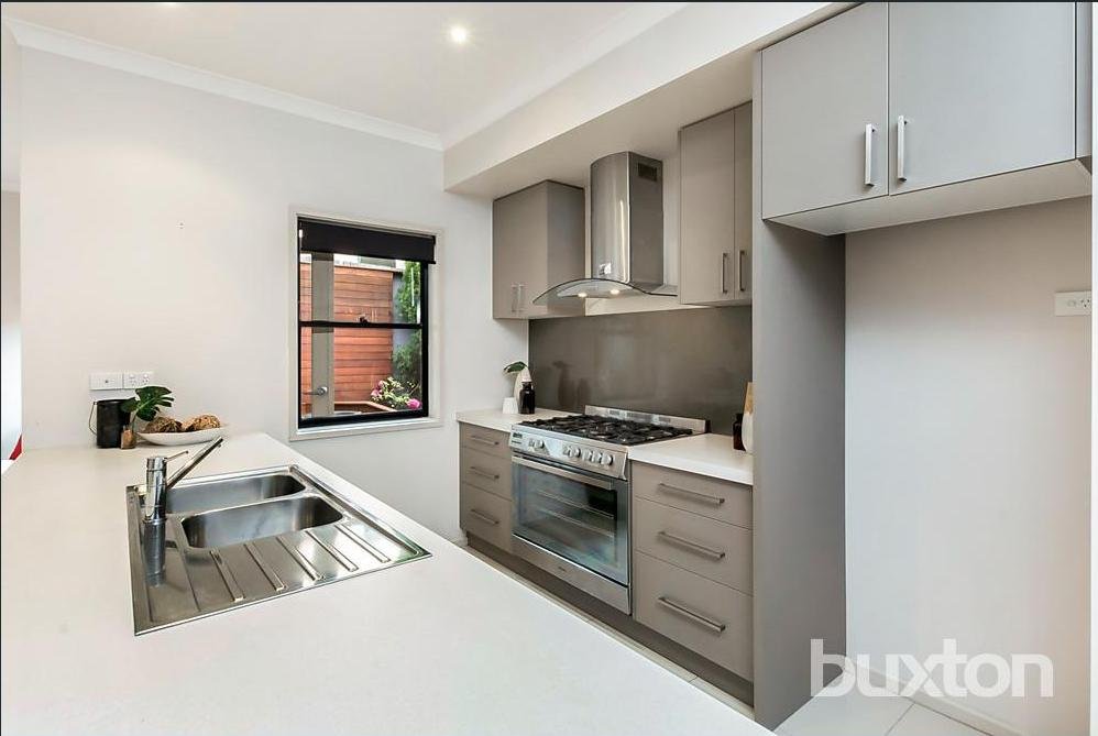 Gallery: 1/10 Caroline Street