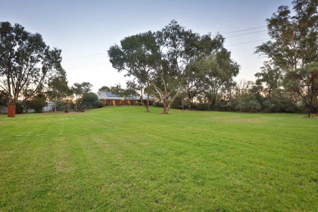 110 Cootamundra Avenue RED CLIFFS 23