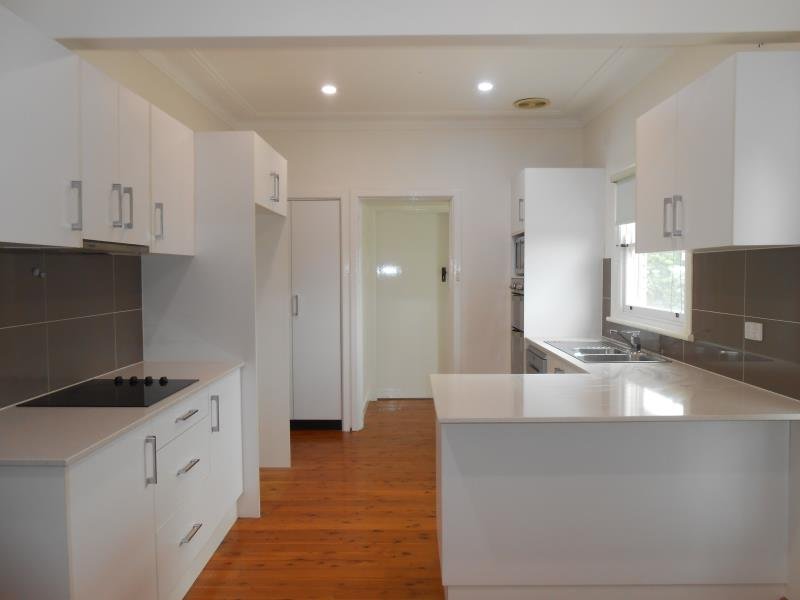 110 Crown Street TAMWORTH 2