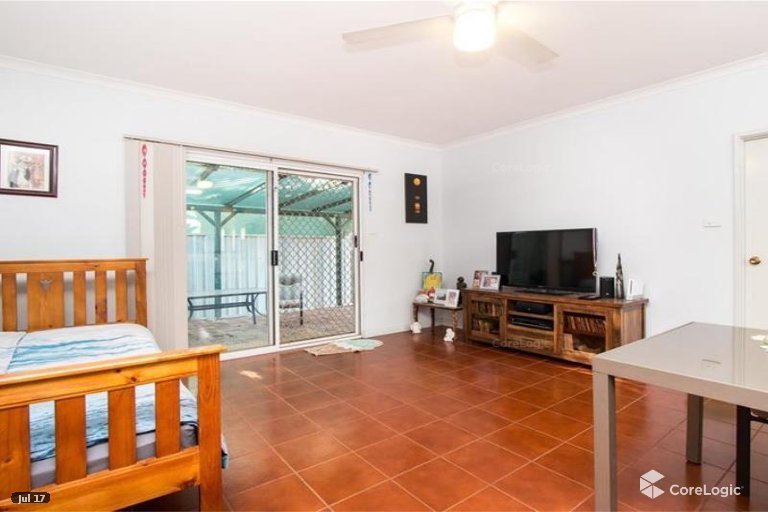 1/10 De Pledge Way CABLE BEACH 8